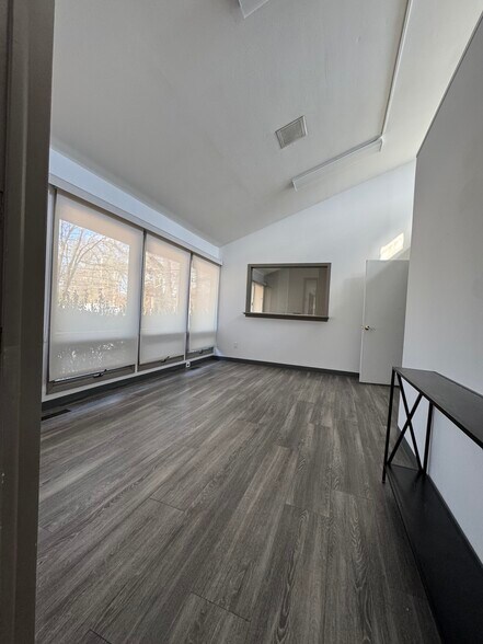 More Photos Of 43 Radio Ave, Miller Place Medical For Lease