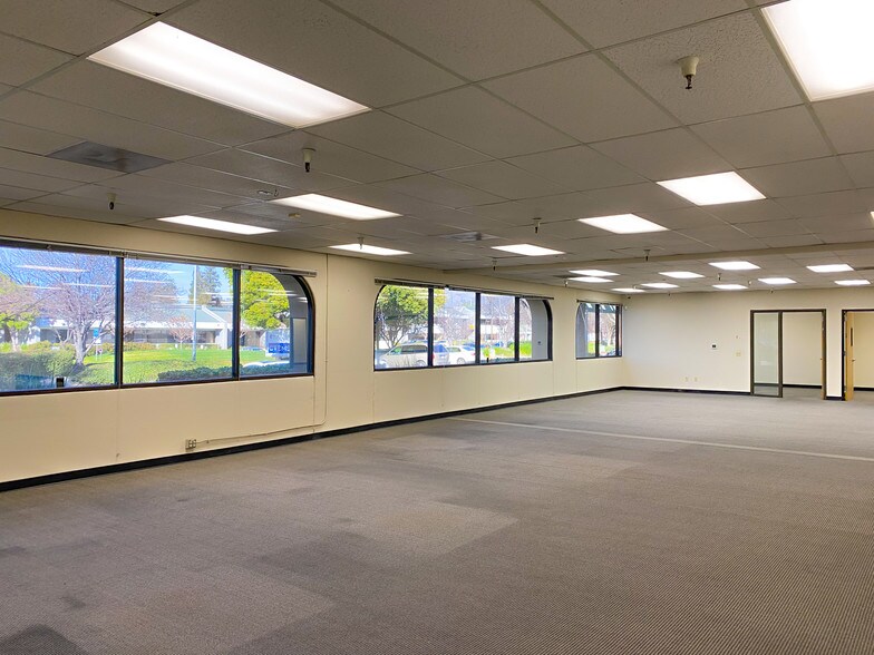 More Photos Of 550-576 Sycamore Dr, Milpitas Research And Development For Sale
