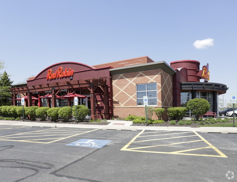 Primary Photo Of 12646 S Route 59, Plainfield Restaurant For Lease