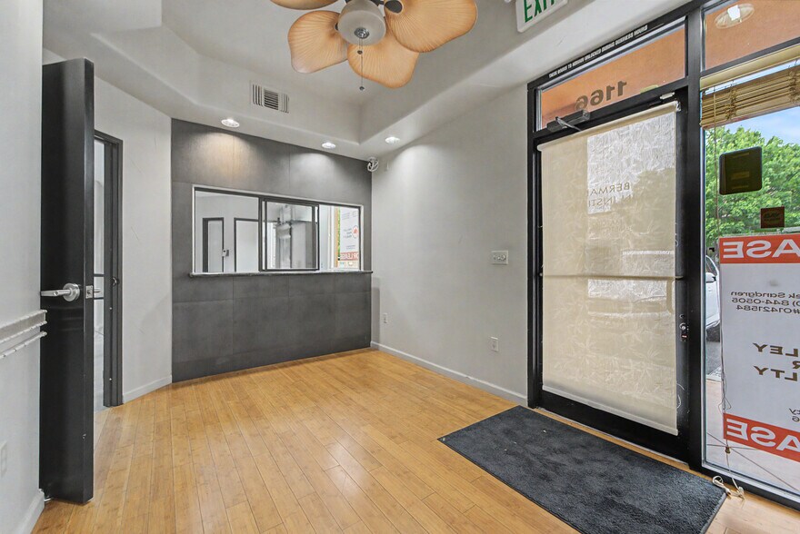 More Photos Of 1166 Live Oak Blvd, Yuba City Medical For Lease