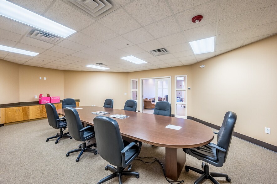 More Photos Of 2030 Wambaw Crk, Charleston Storefront Retail Office For Sale
