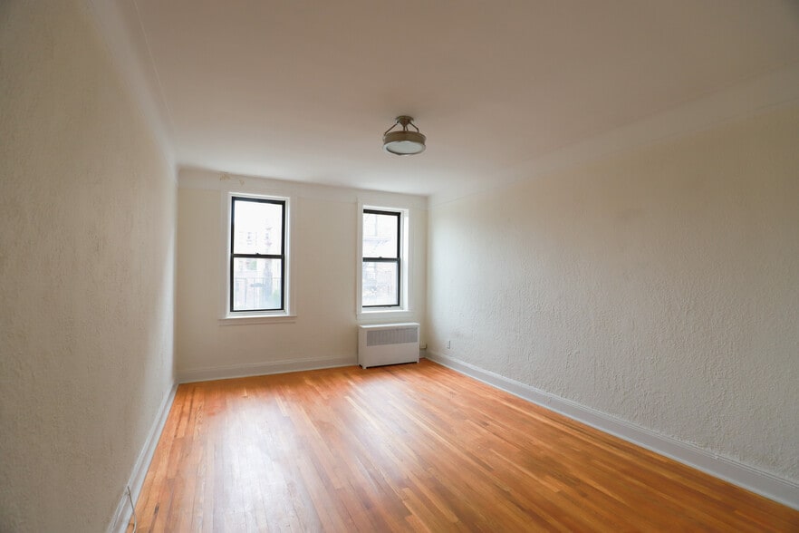 More Photos Of 34-12 29th St, Long Island City Apartments For Sale