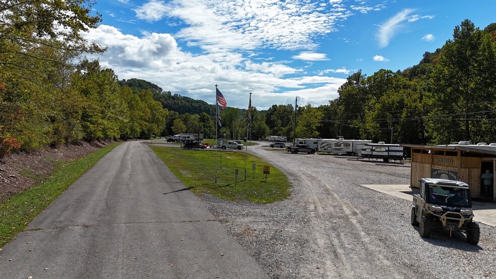 More Photos Of 462 Adams rd, Julian Trailer Camper Park For Sale