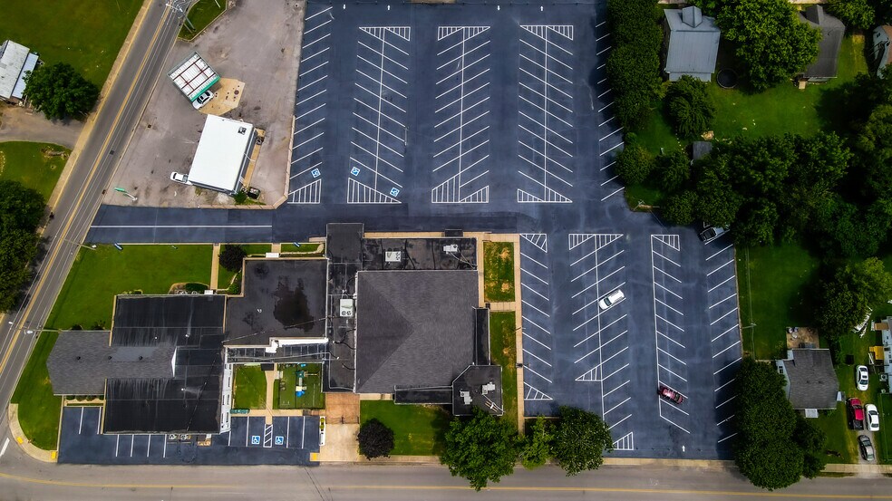 More Photos Of 310 Coles Ferry Pike, Lebanon Religious Facility For Sale