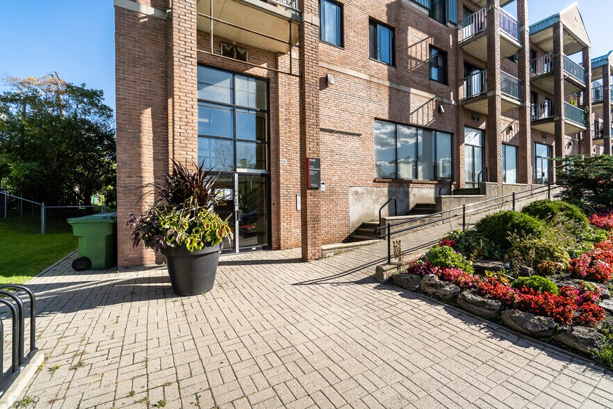 More Photos Of 9120-9140 Boul Perras, Montréal Apartments For Sale