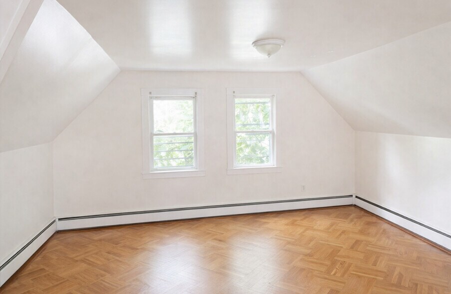 More Photos Of 91 Wellington Ave, Rochester Multifamily For Sale