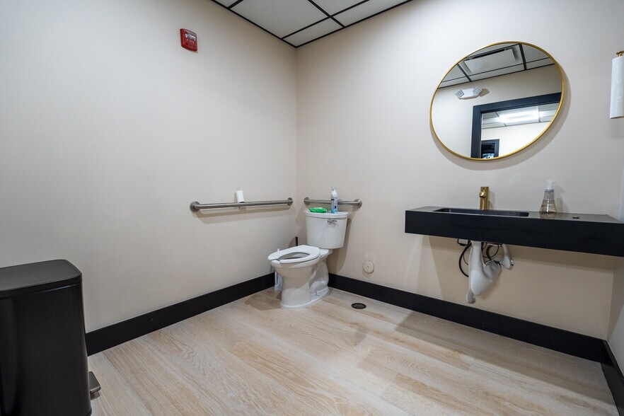 More Photos Of 1704-1726 N University Dr, Coral Springs Medical For Sale