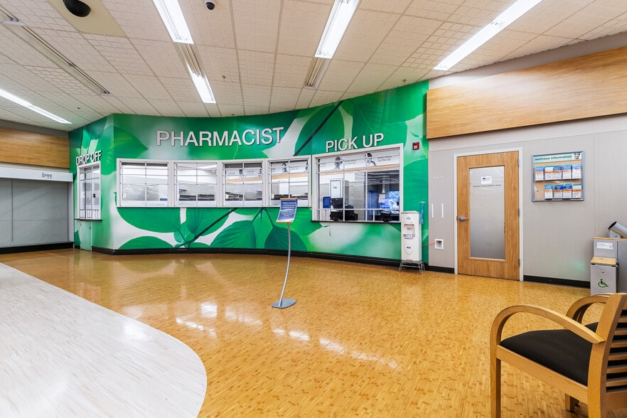 More Photos Of 3227 Northwest Ave, Bellingham Drugstore For Lease