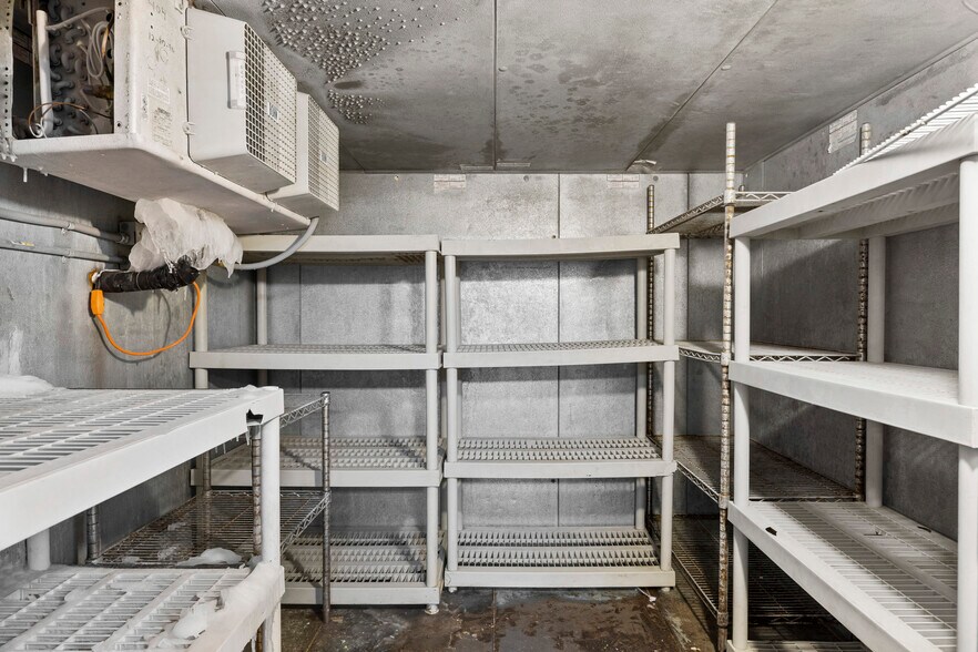 More Photos Of 367 Delaware Ave, Delmar Bar For Sale