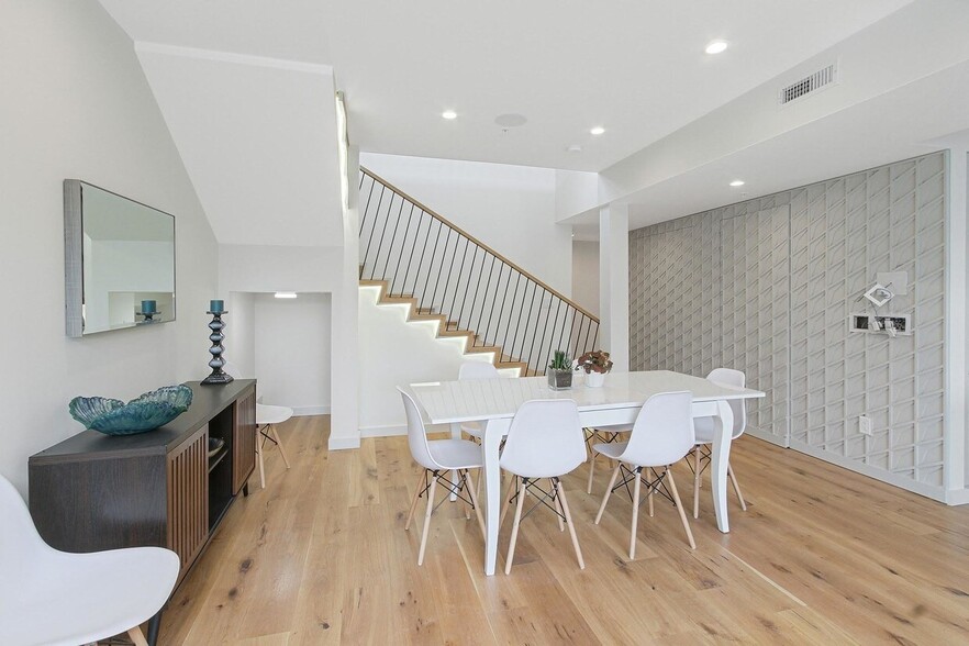 More Photos Of 362 W Broadway, South Boston Apartments For Sale