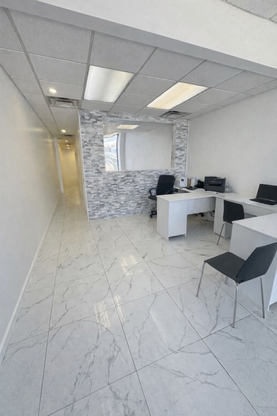 More Photos Of 8237 164th St, Jamaica Storefront For Lease