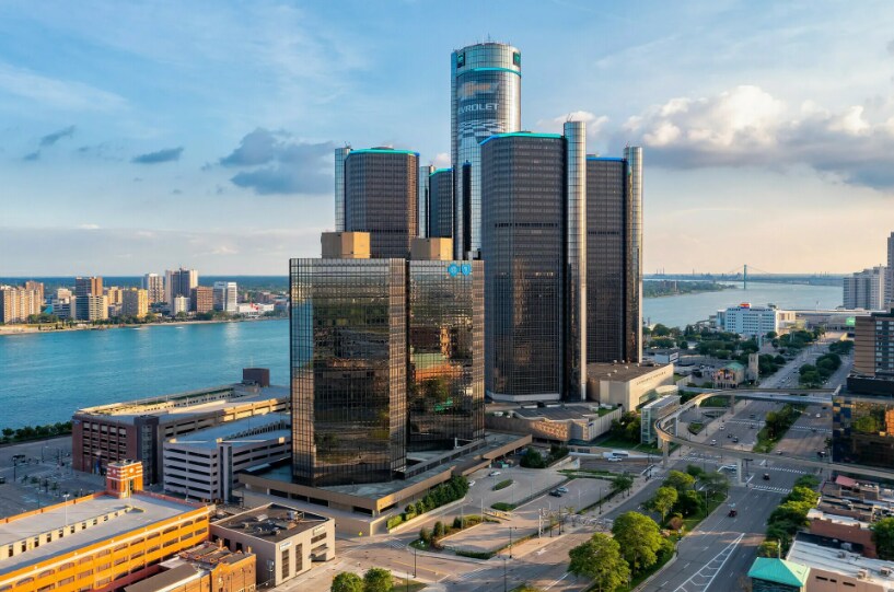 Primary Photo Of 600 Renaissance Ctr, Detroit Office For Lease