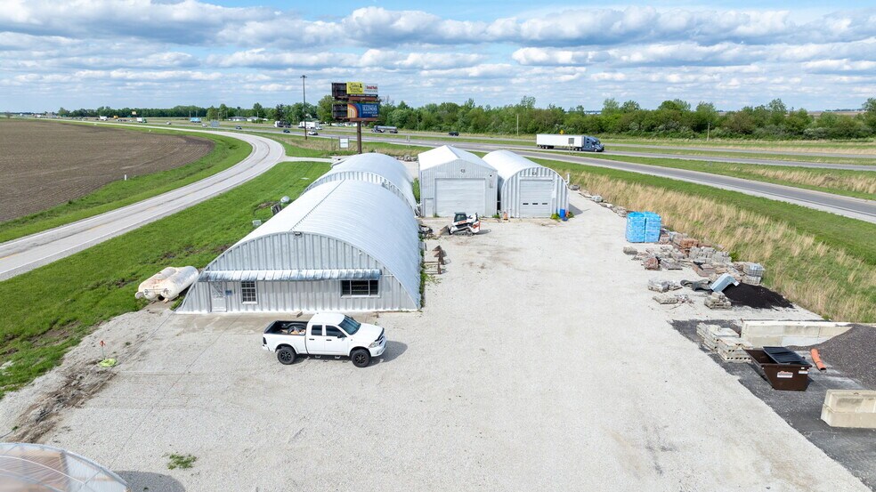 More Photos Of 31000 W Frontage Rd, Farmersville Warehouse For Sale