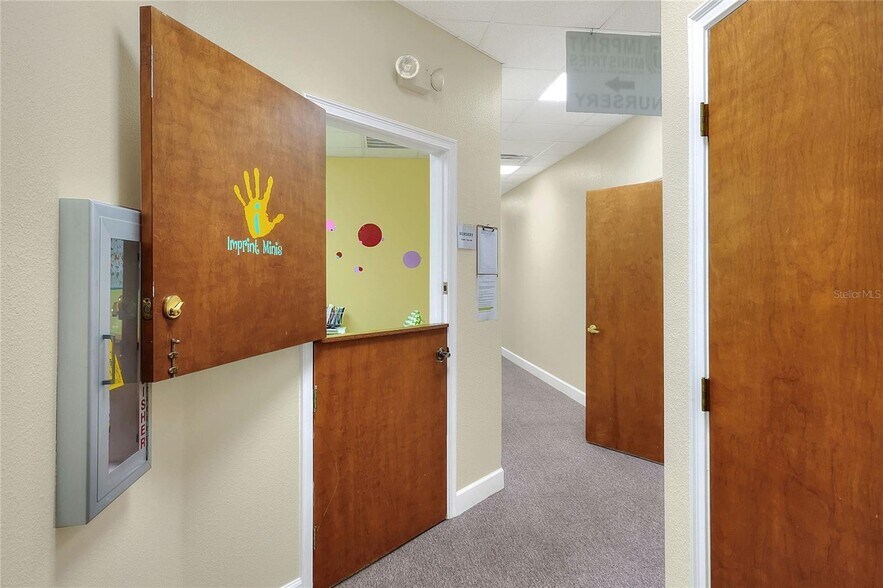 More Photos Of 1503 6th St SE, Winter Haven Storefront Retail Office For Sale