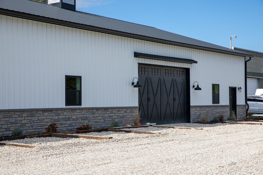 More Photos Of 266-272 W State St, Millsboro Freestanding For Lease