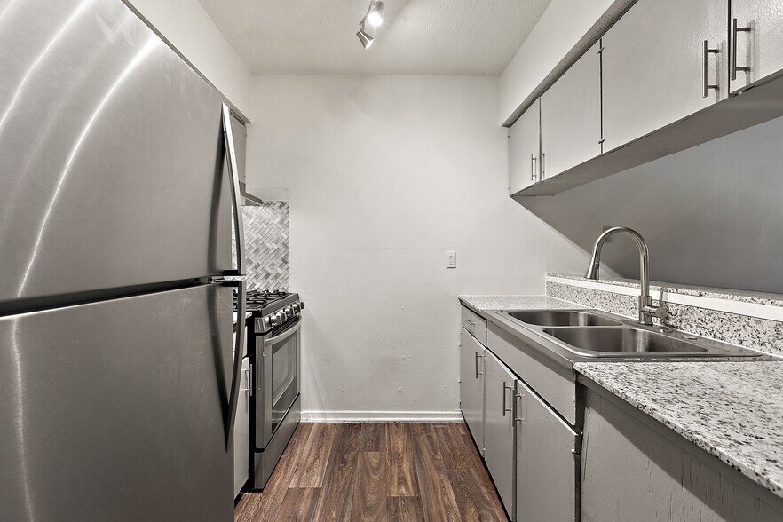 More Photos Of , Austin Multifamily For Sale