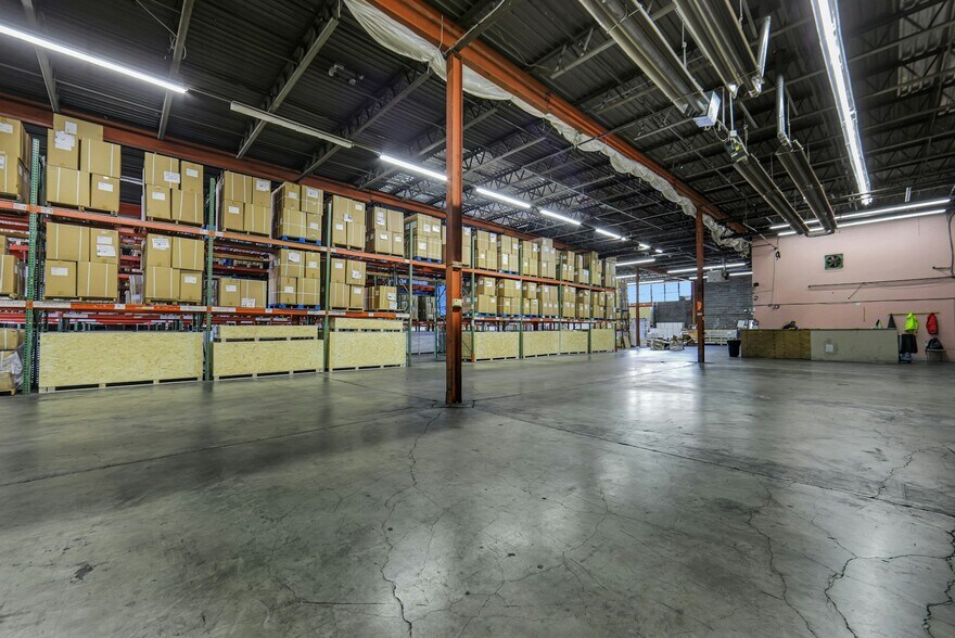 More Photos Of 370 Bergen Ave, Kearny Warehouse For Lease