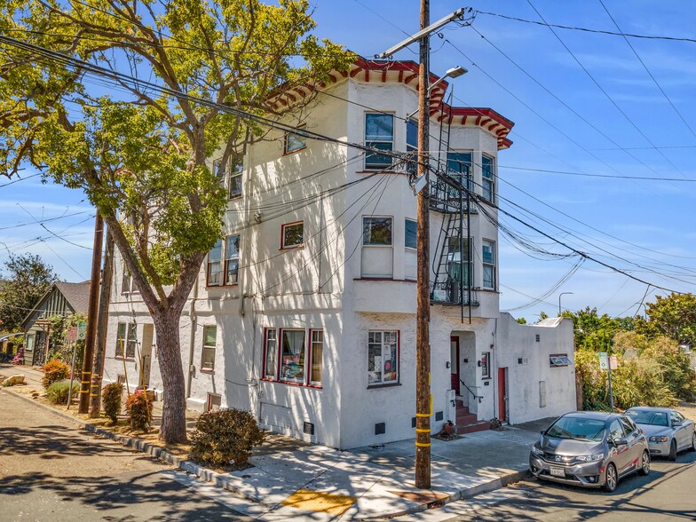 Primary Photo Of 2004-2010 Emerson St, Berkeley Apartments For Sale