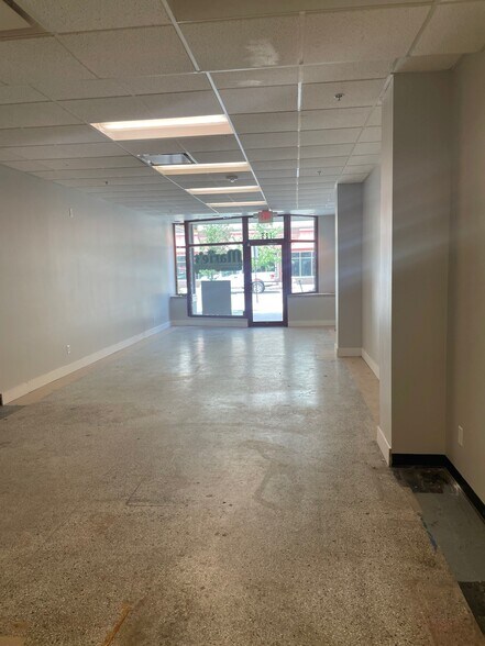 More Photos Of 305 2nd St SE, Cedar Rapids Office Residential For Lease