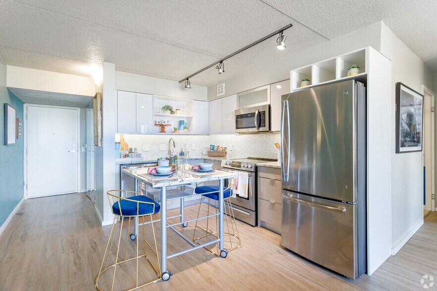 More Photos Of 750 Chene St, Detroit Apartments For Sale