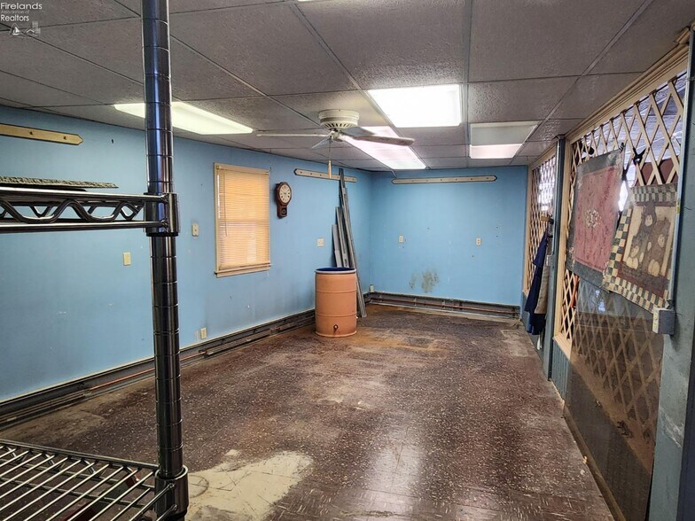 More Photos Of 1431 Hayes Ave, Sandusky Storefront Retail Office For Sale