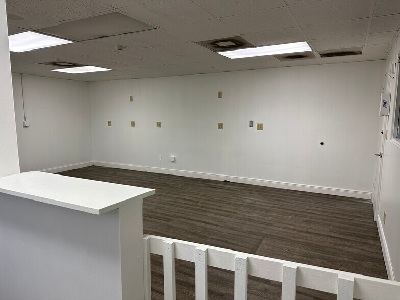More Photos Of 780-784 NW 57th Ct, Fort Lauderdale Light Manufacturing For Lease