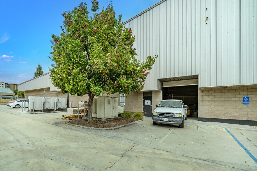 More Photos Of 1650 Ramada Dr, Paso Robles Manufacturing For Lease