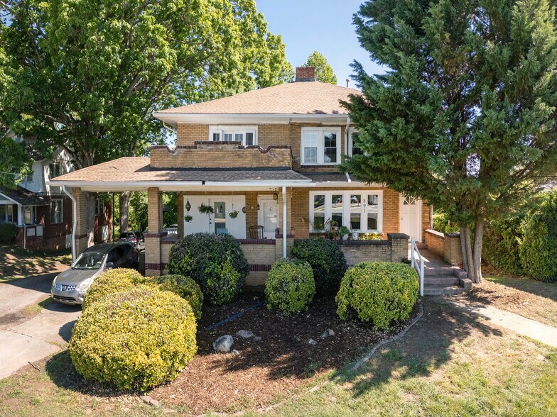More Photos Of 891 Haywood Rd, Asheville Apartments For Sale