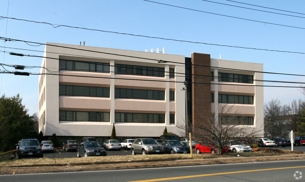 More Photos Of 546 S Broad St, Meriden Medical For Lease