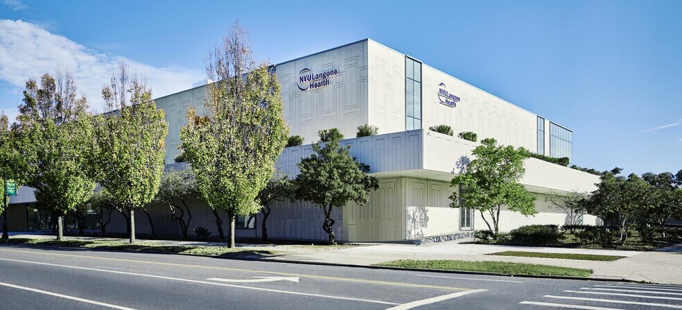 More Photos Of , Garden City Office For Sale
