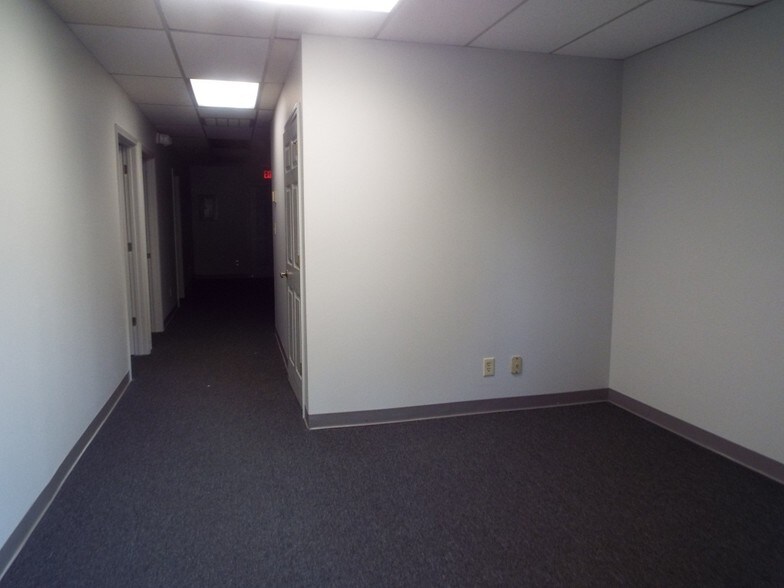 More Photos Of 1298 Rockbridge Rd, Stone Mountain Office For Sale