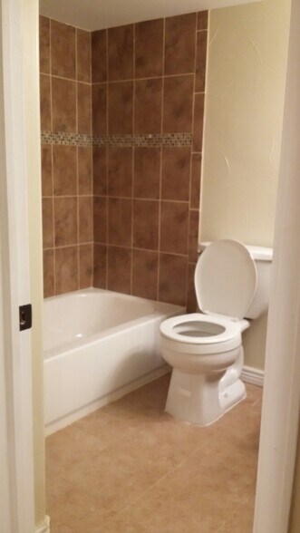 More Photos Of 9000 Montview Blvd, Aurora Apartments For Sale