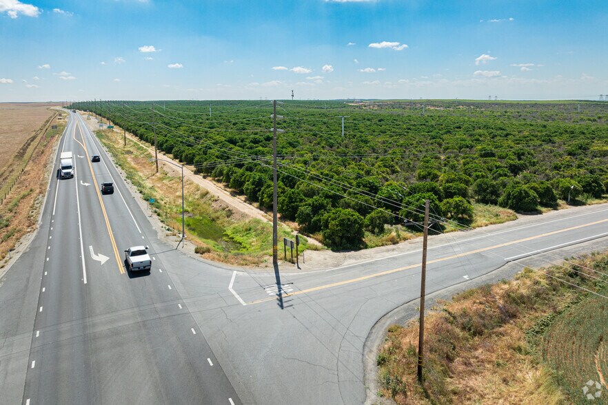 More Photos Of Porterville Hwy, Delano Land For Sale