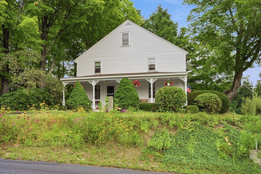More Photos Of 65 Chester Rd, Raymond Flex For Sale