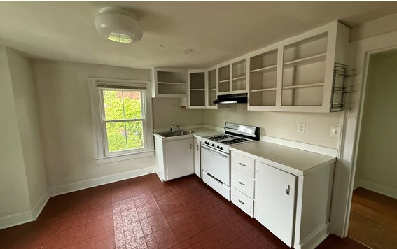 More Photos Of , Charlottesville Multifamily For Sale