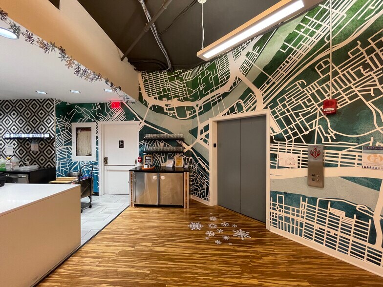 More Photos Of 606 Liberty Ave, Pittsburgh Office For Sale