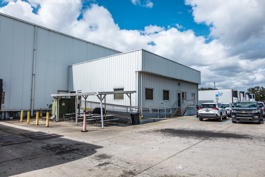 More Photos Of 3610 W Main St, Leesburg Warehouse For Sale