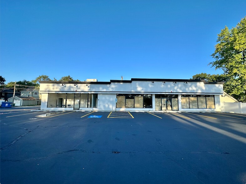 More Photos Of 814-816 State St, Lemont Freestanding For Lease