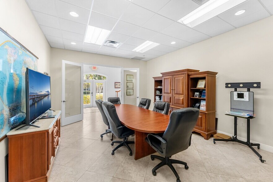 More Photos Of 334 Fourth Ave, Indialantic Office For Sale