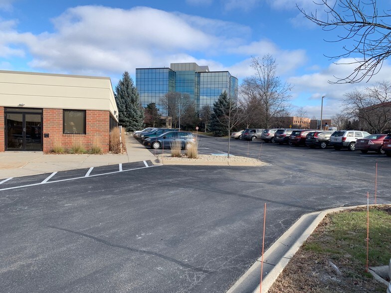 More Photos Of 1210 Fourier Dr, Madison Office For Sale