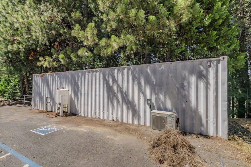 More Photos Of 1495 Linebaugh Rd, Arnold Industrial For Sale