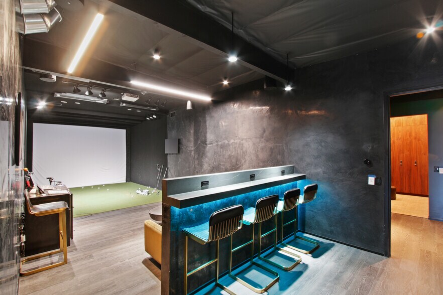 More Photos Of 1627 Pontius Ave, Los Angeles Loft Creative Space For Sale