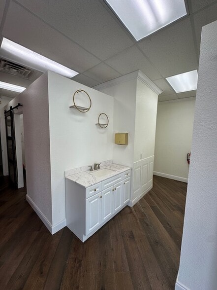 More Photos Of 403 Sullivan St, Punta Gorda Storefront Retail Residential For Lease