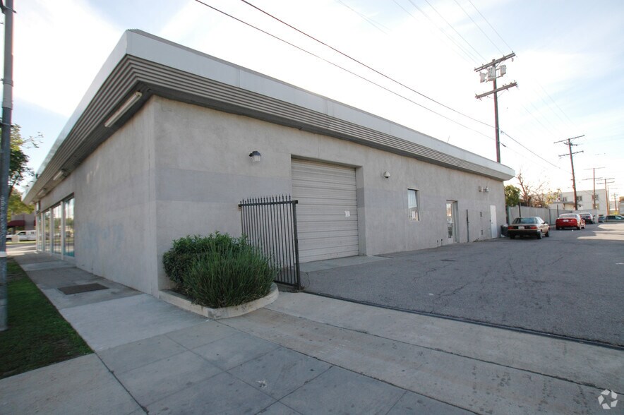 More Photos Of 601-603 S Brand Blvd, Glendale Storefront For Lease