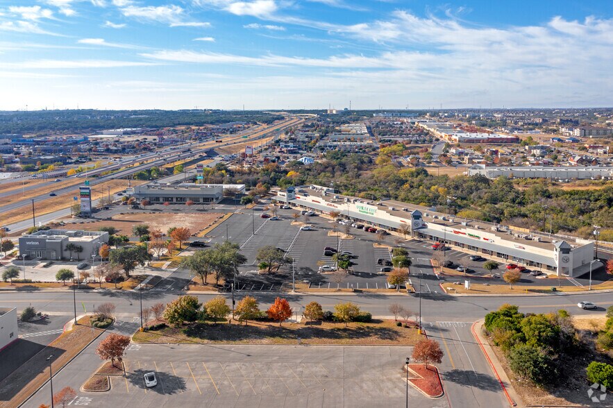 More Photos Of 6407 W Loop 1604 N, San Antonio Auto Repair For Sale