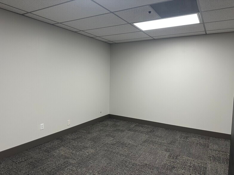 More Photos Of 1909-1949 S 4250 W, Salt Lake City Distribution For Lease