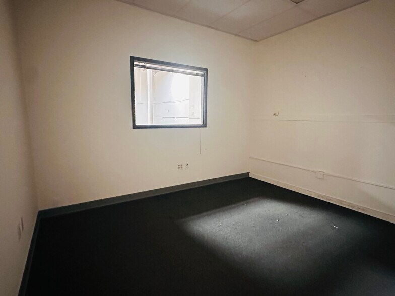 More Photos Of 1050 W Central Ave, Brea Manufacturing For Lease