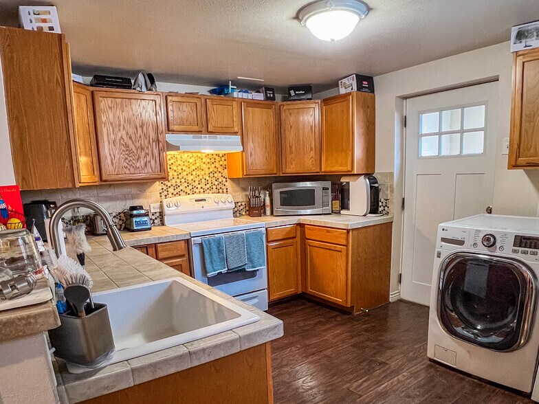 More Photos Of 3279 S Pearl St, Englewood Multifamily For Sale