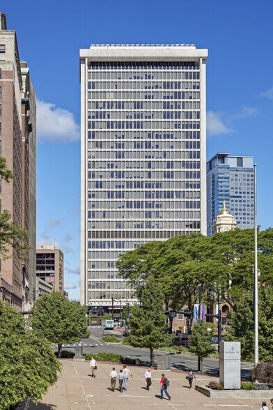 More Photos Of 777 Main St, Hartford Apartments For Lease