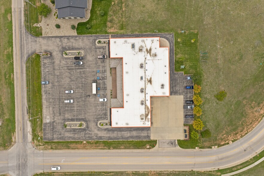 More Photos Of 5955 Mt Rushmore Rd, Rapid City Storefront Retail Office For Sale